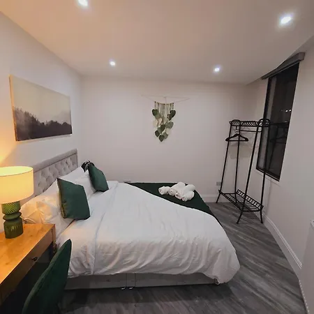 Abbey Corner By Nivaas Apartment Reading Exterior photo
