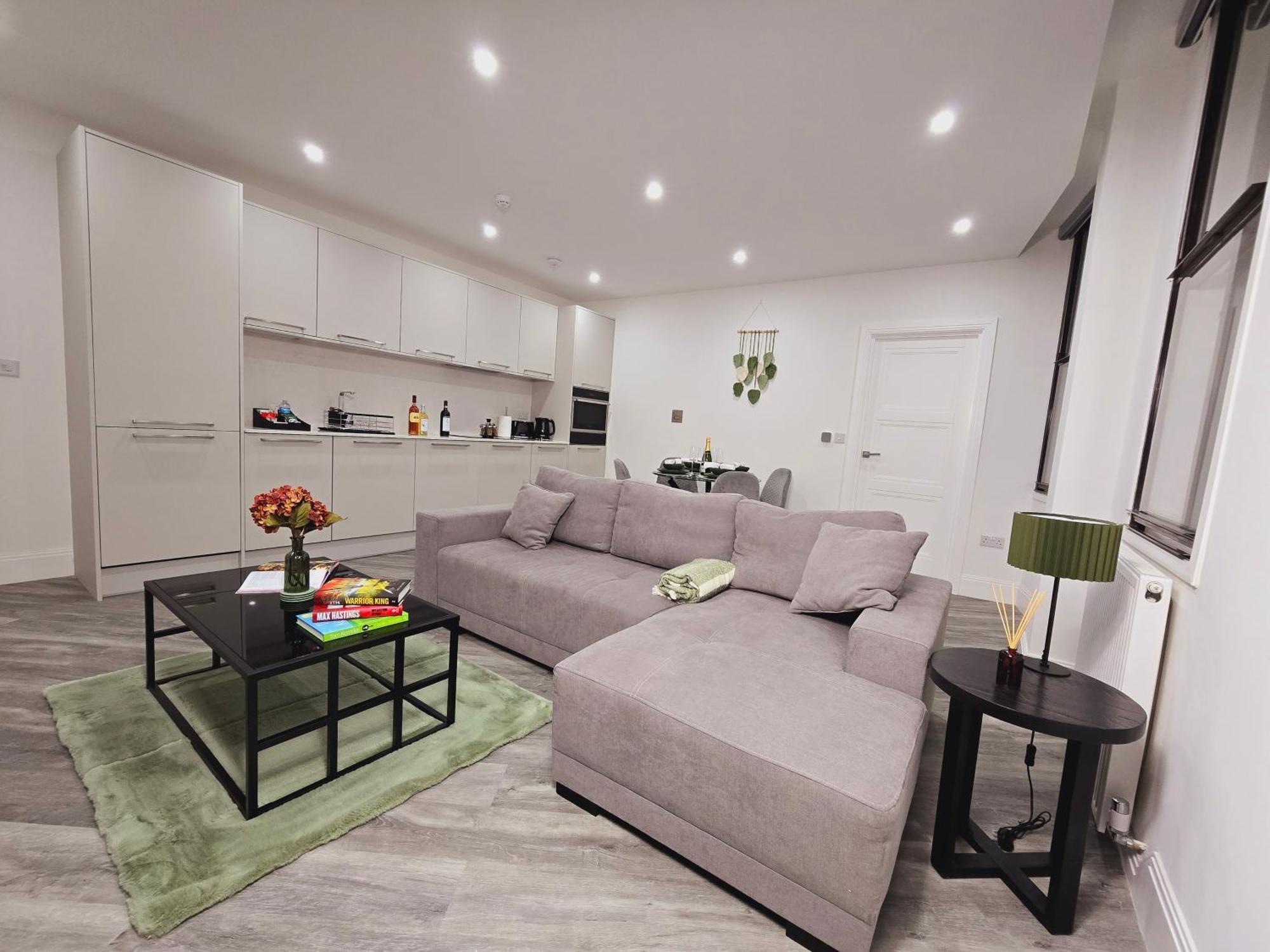 Apartment Abbey Corner By Nivaas Reading
